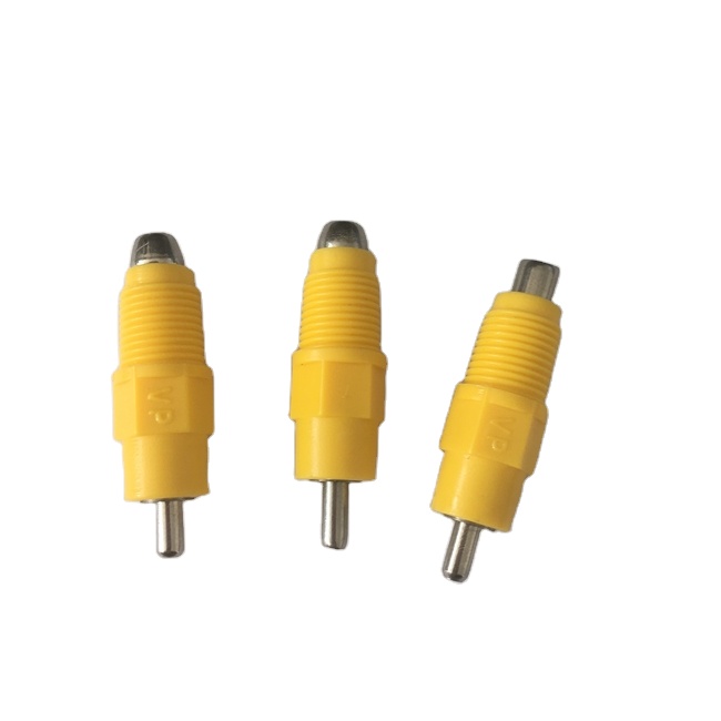 Автоматическая ниппельная поилка для цыплят-бройлеров китайского производства. 1